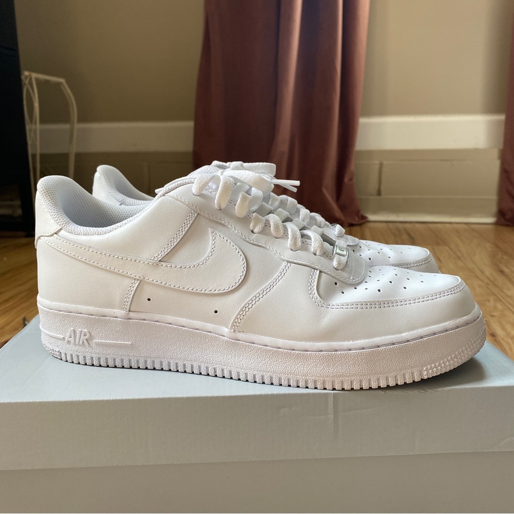 Mens Nike Air Force 1 ‘07 White on White Size 12